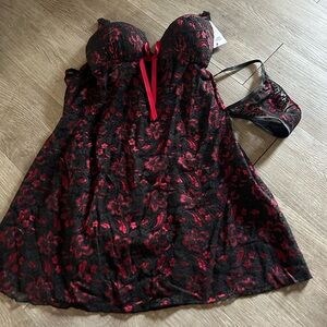 Stretch lace babydoll chemise and panty